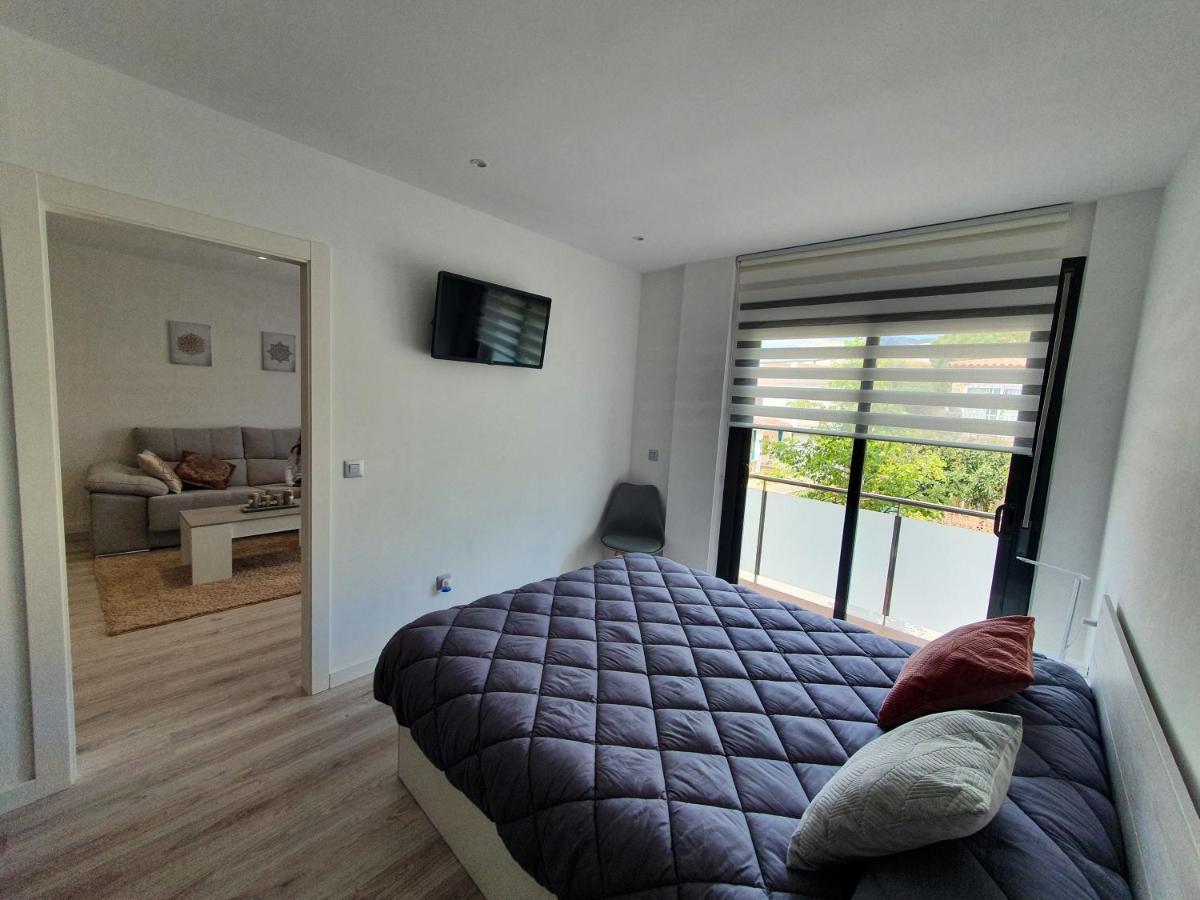 Moderno Duplex Comfort Roses Eksteriør billede