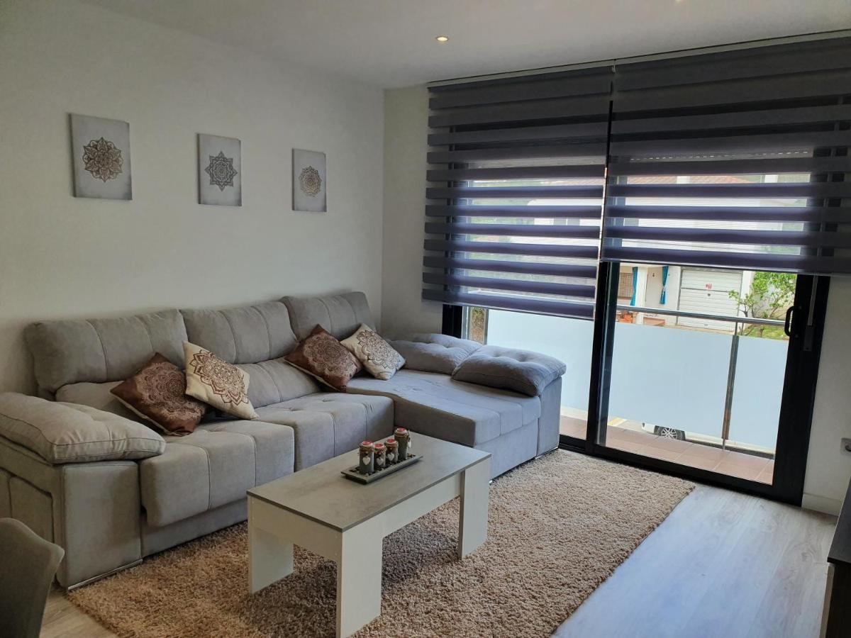 Moderno Duplex Comfort Roses Eksteriør billede